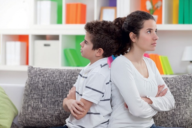 التصرفات العنيفة الأبن الأكبر للأخوة 1427705131.983697.inarticleLarge.jpg