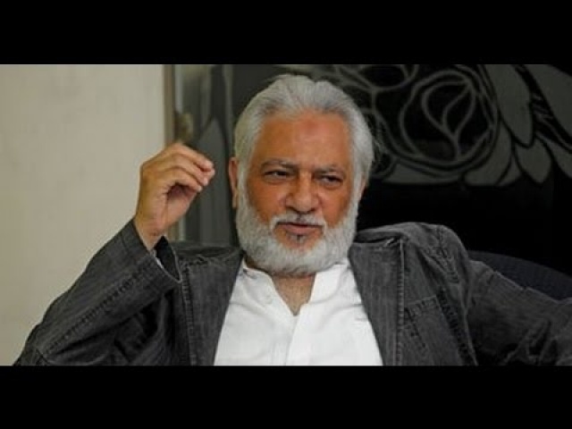 خاص "لها" - أول رد فعل لسامح الصريطي بعد الهجوم عليه بسبب ايداعه زوجته دار المسنين!!