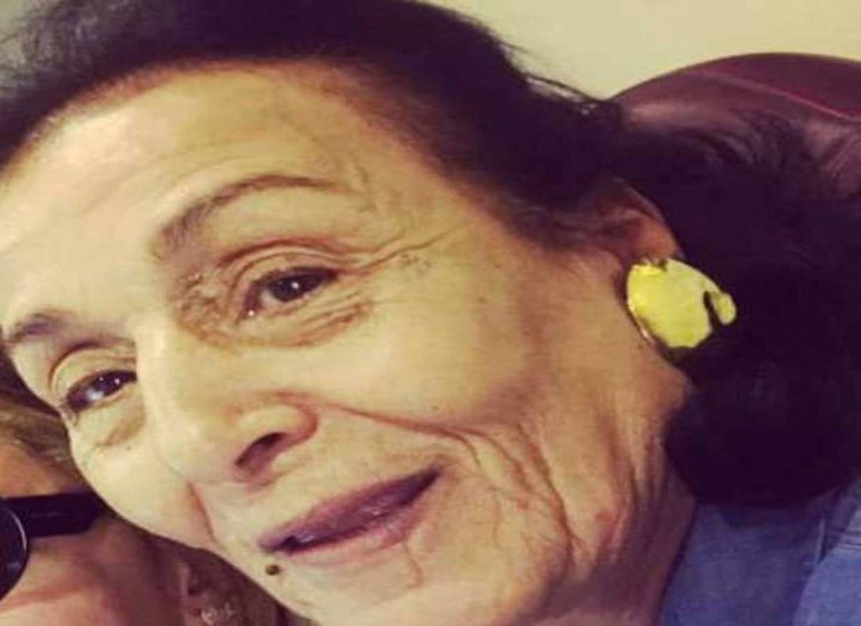 الإعلامية الراحلة صديقة حياتي