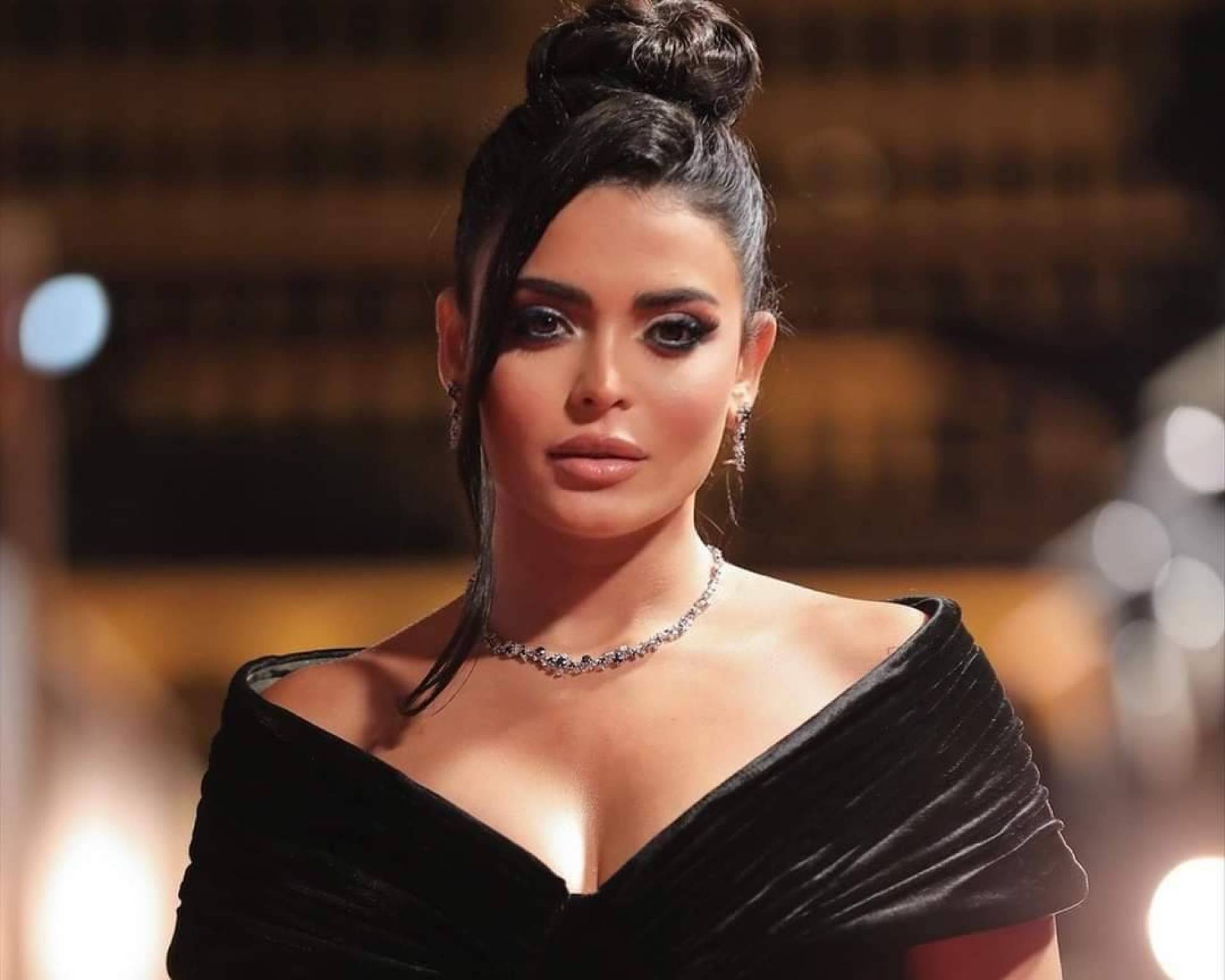 أسماء جلال تعلّق للمرة الأولى على أخبار ارتباطها بأمير المصري | Laha  Magazine