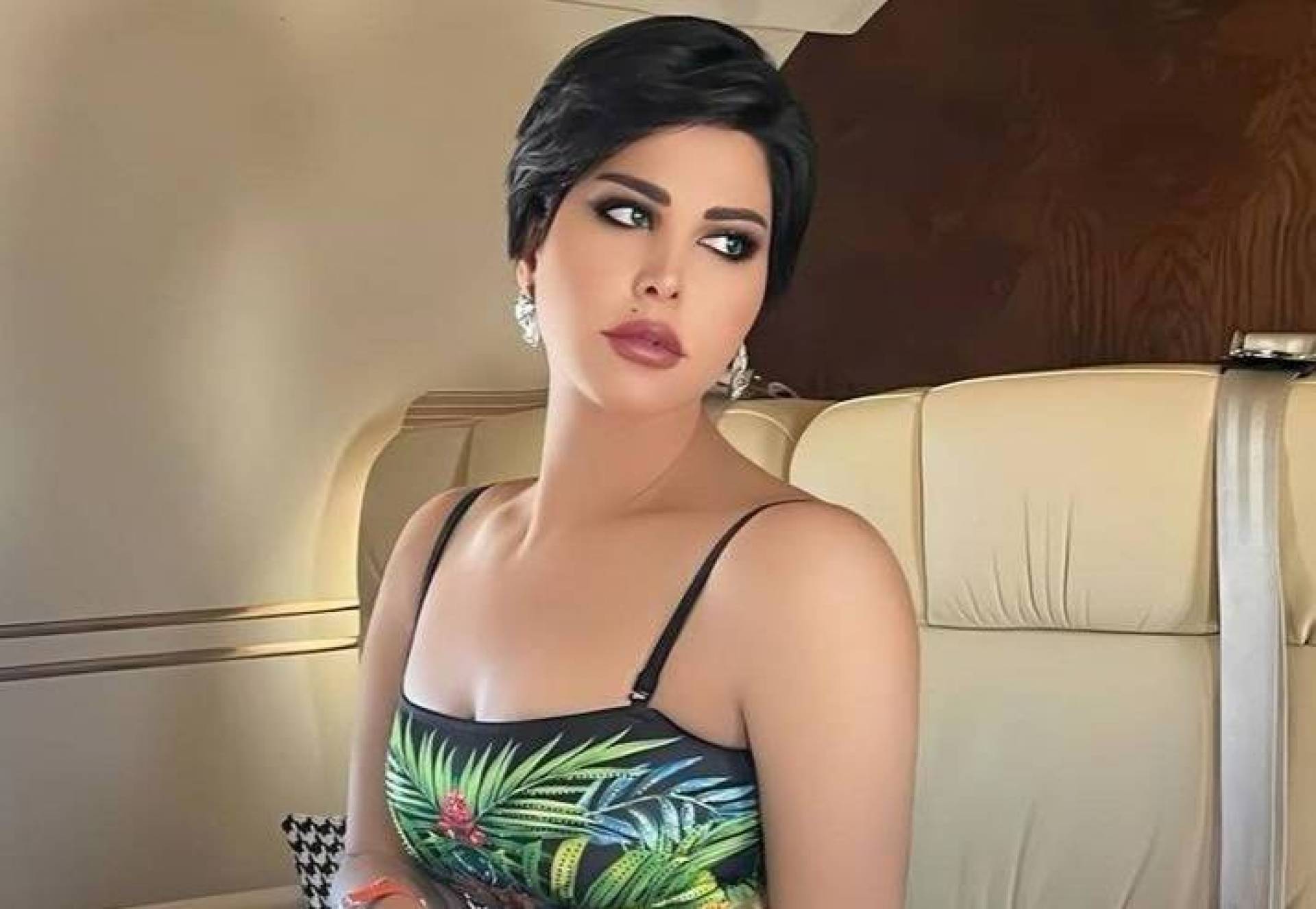 بالفيديو - شمس الكويتية تكشف سراً عن زواجها وتؤكد: لا أعرف أحمد السقّا  وأحمد عزّ | Laha Magazine
