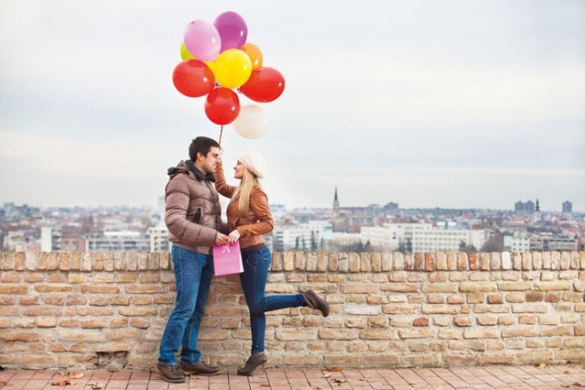 بعد الزواج... هل توقفت هدايا زوجك؟ | Laha Magazine